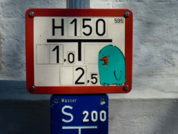 #0023 Hydrant Bird