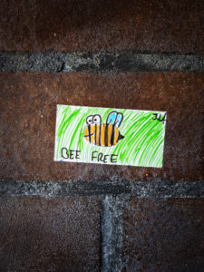 #0487 Bee Free